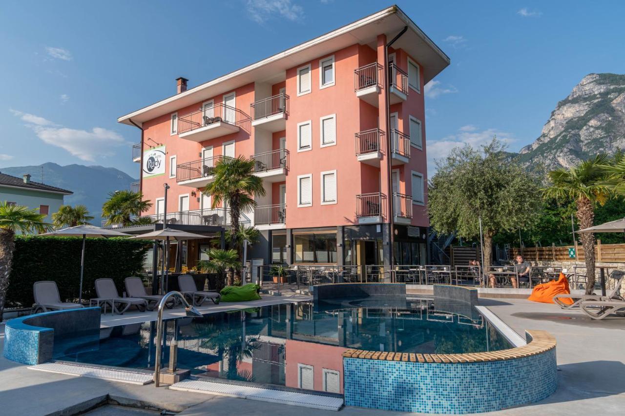 Hotel Rudy Riva del Garda Kültér fotó