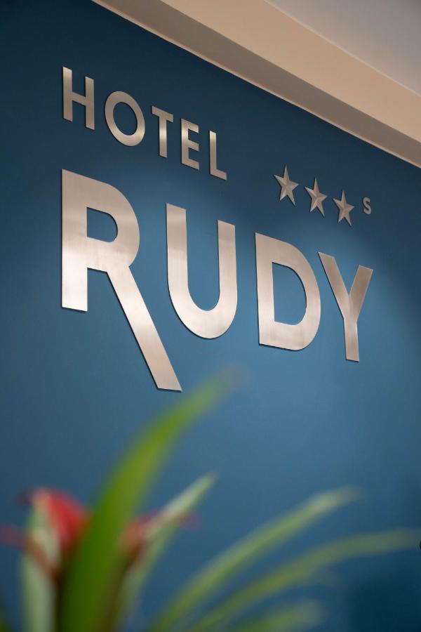 Hotel Rudy Riva del Garda Kültér fotó